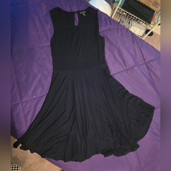 Black semi formal sleeveless dress - Picture 2 of 5